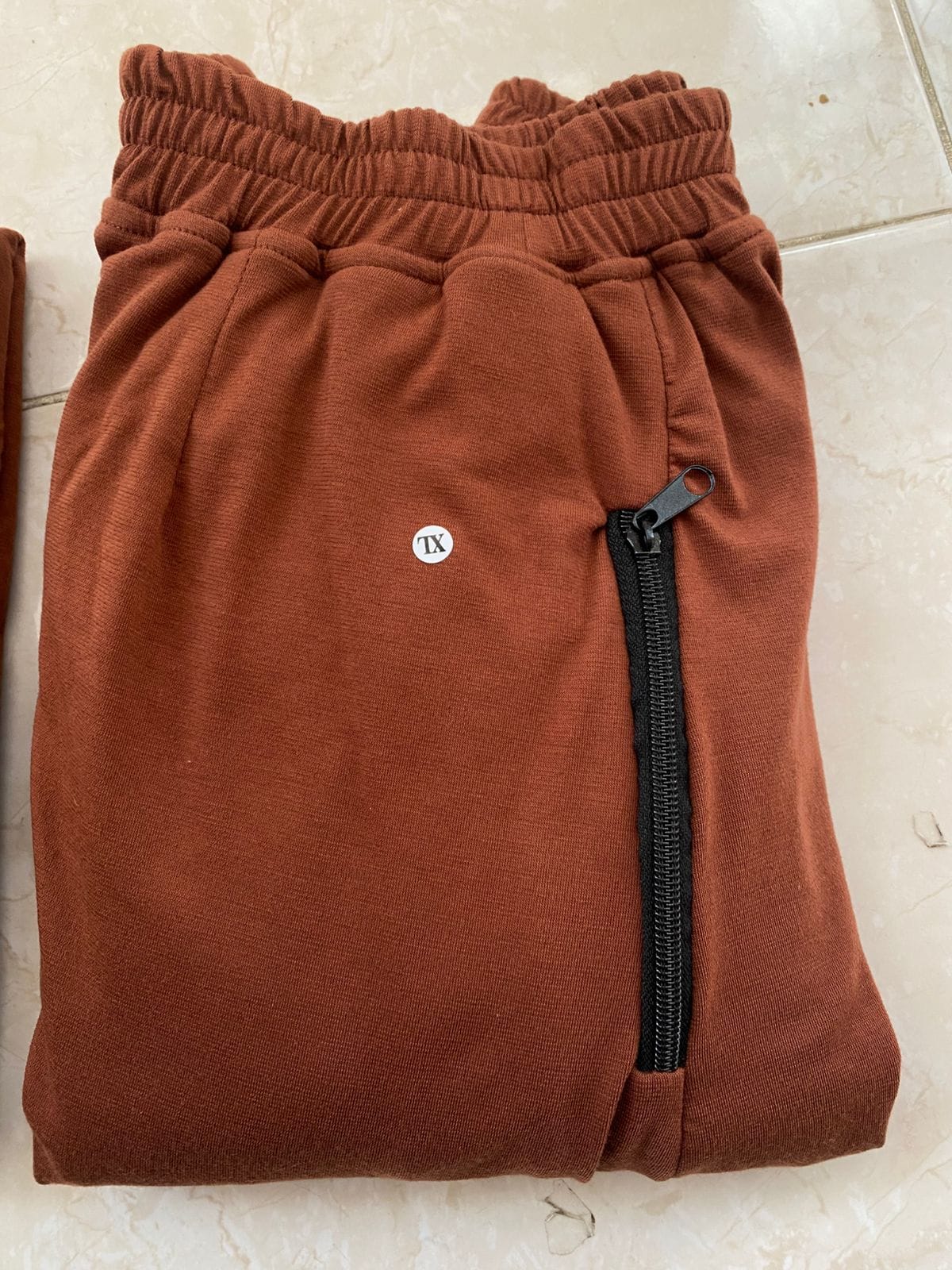 ROCELA ZIPPER