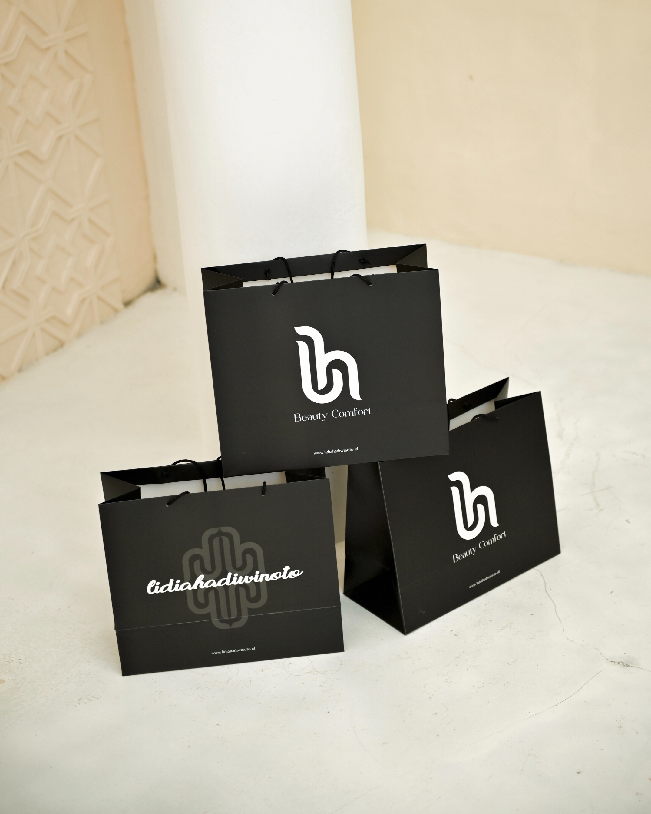 Lidia - PAPER BAG LH