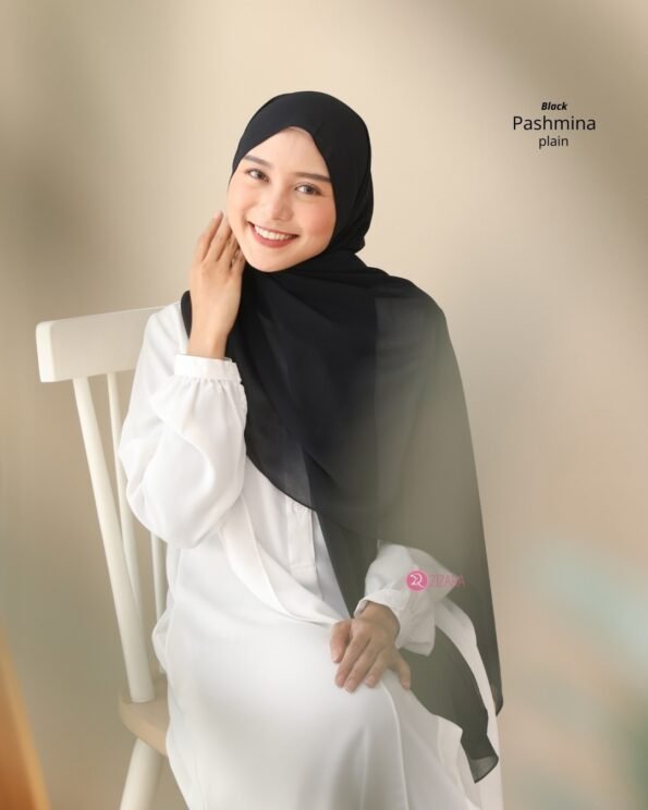 Zizara - Plain Pashmina Black