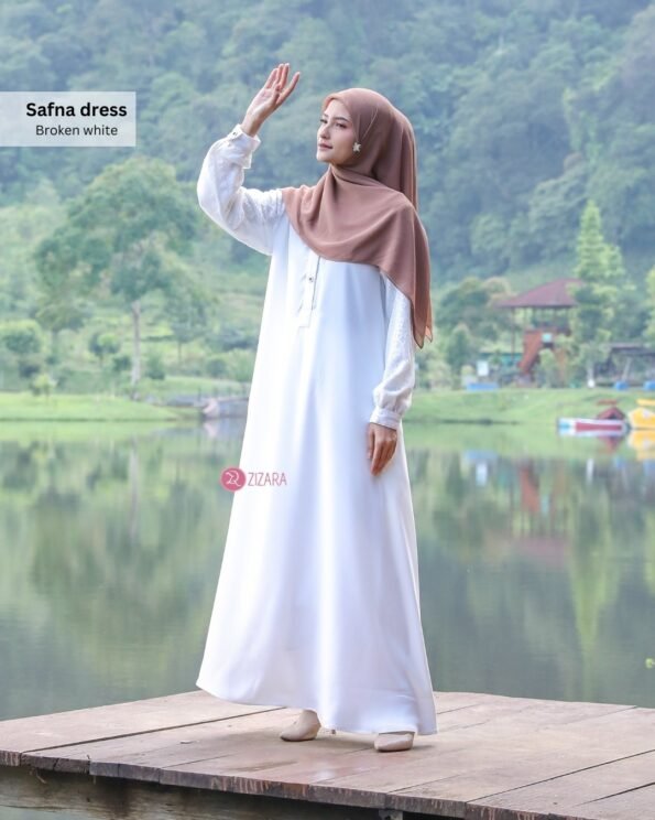 Zizara - Dress Safna Broken White